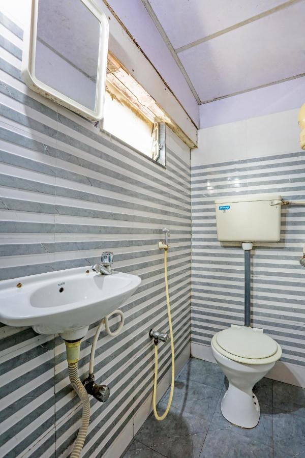 Terminus Hotel Bandra Mumbai Exteriör bild