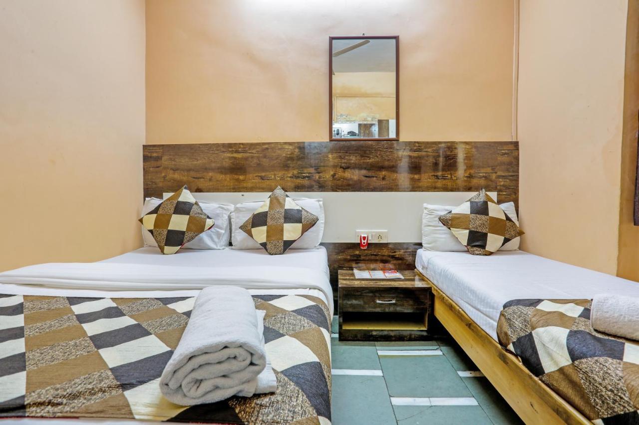 Terminus Hotel Bandra Mumbai Exteriör bild